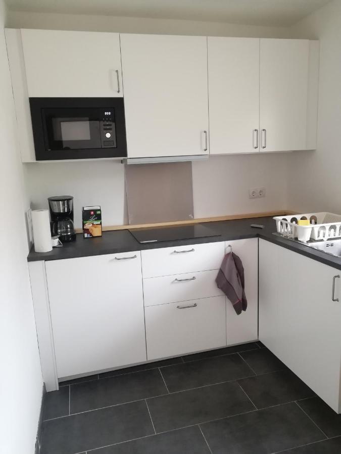 Ehemalige Bibliothek Apartment Fuer 2 Mit Kueche Kamin Netflix Parken Und Hofladen Steinhofel Εξωτερικό φωτογραφία