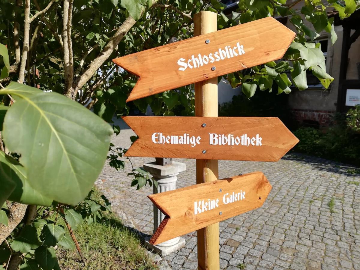 Ehemalige Bibliothek Apartment Fuer 2 Mit Kueche Kamin Netflix Parken Und Hofladen Steinhofel Εξωτερικό φωτογραφία