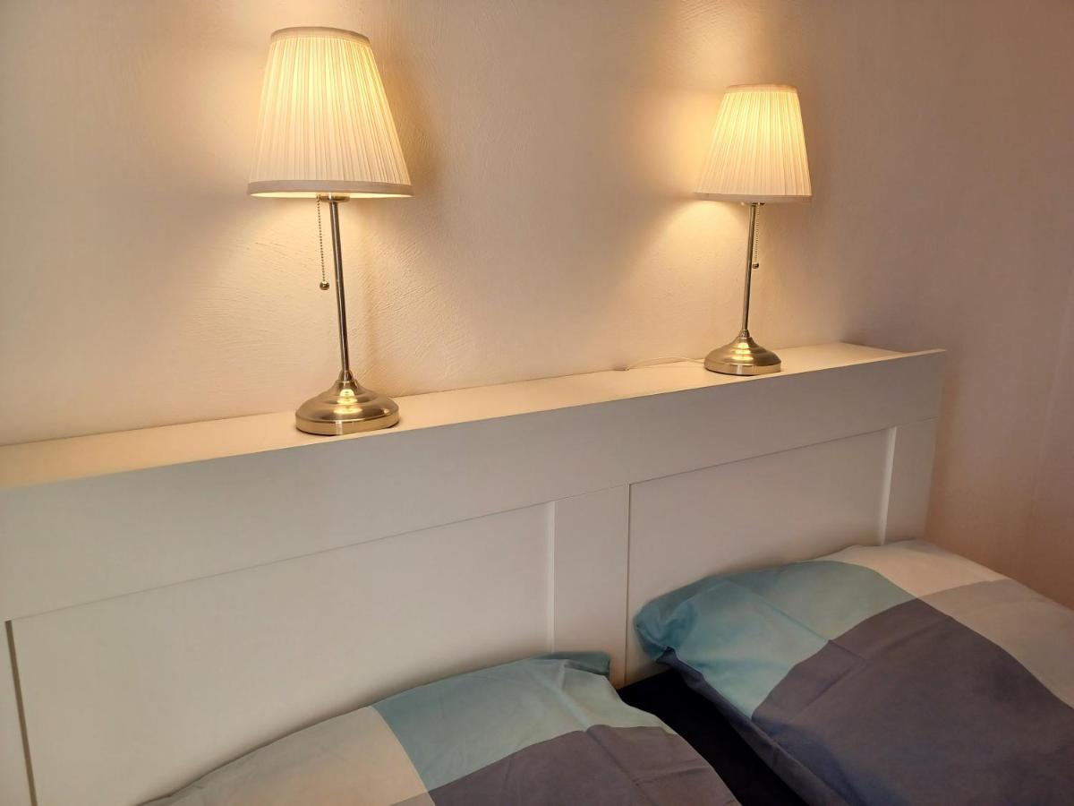 Ehemalige Bibliothek Apartment Fuer 2 Mit Kueche Kamin Netflix Parken Und Hofladen Steinhofel Εξωτερικό φωτογραφία
